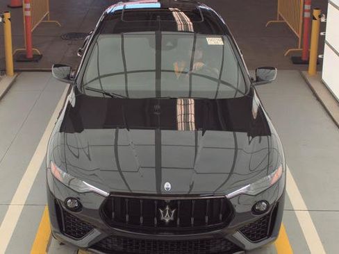 Used 2024 Maserati Levante Modena Ultima AWD/4WD image 2