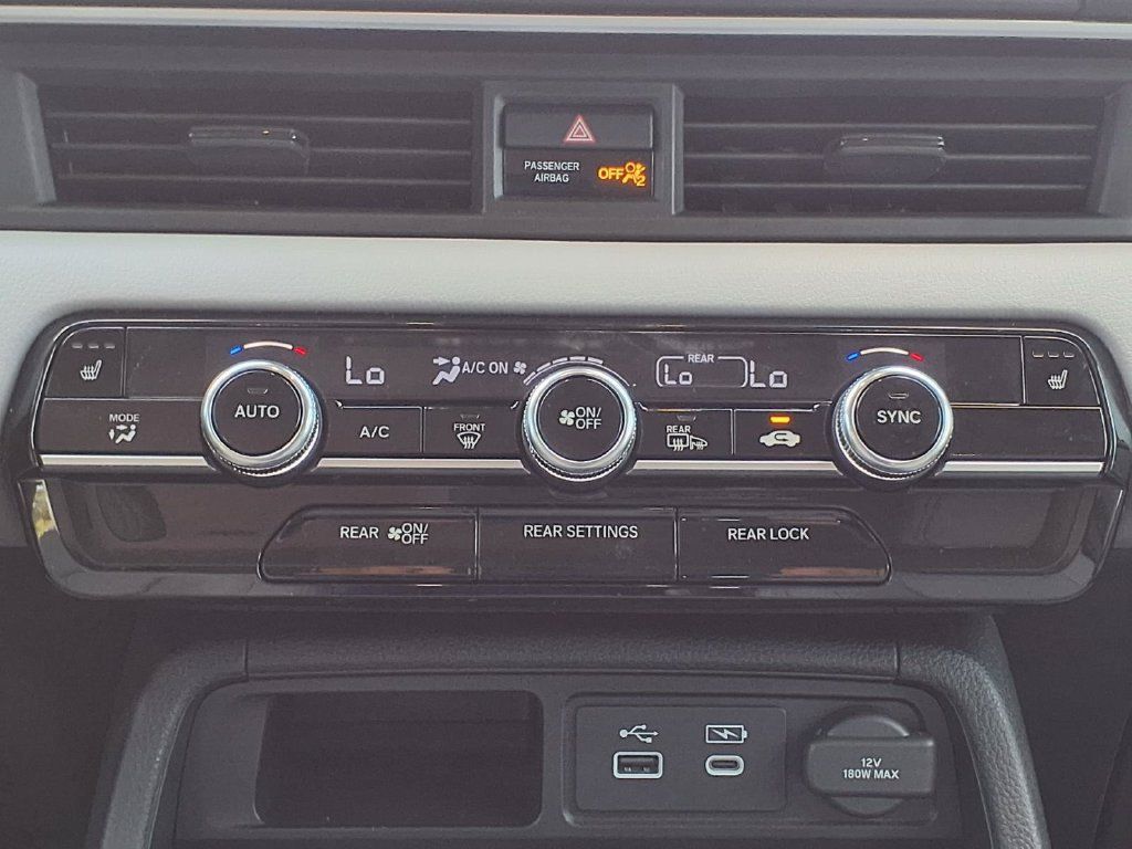 Used 2025 Honda Pilot EX-L image 24