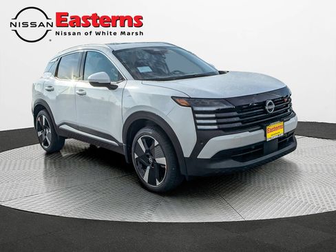 New 2025 Nissan Kicks SR w/ SR Premium Package AWD/4WD image 9