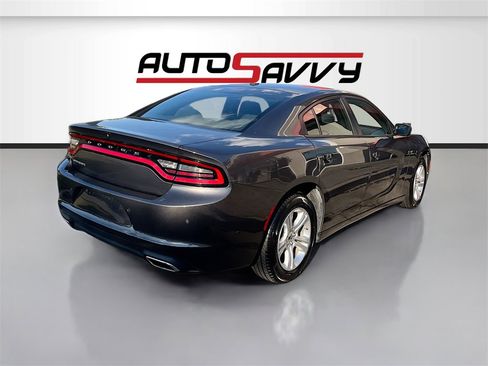Used 2022 Dodge Charger SXT image 7