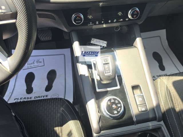 Used 2024 Mitsubishi Outlander ES AWD/4WD image 13