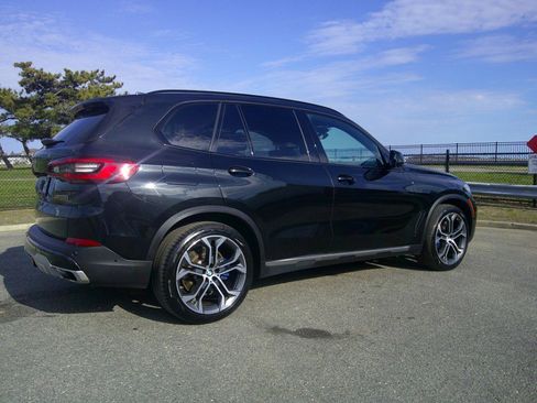 Used 2020 BMW X5 xDrive50i AWD/4WD image 23