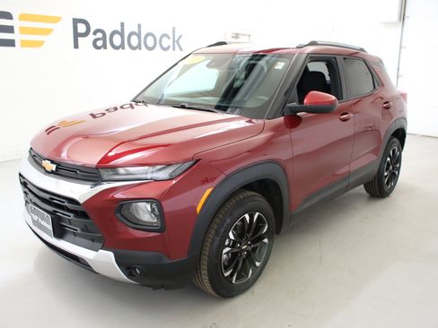 Used 2023 Chevrolet TrailBlazer LT w/ Convenience Package image 3