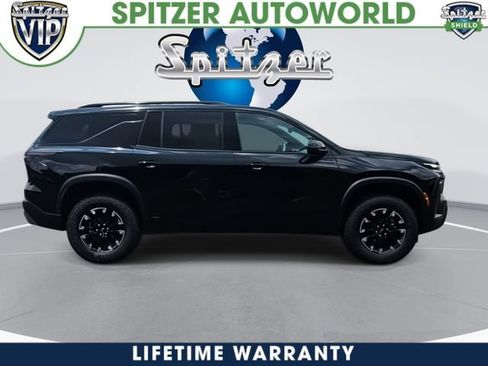 New 2026 Chevrolet Traverse Z71 w/ Enhanced Driving Package AWD/4WD image 9