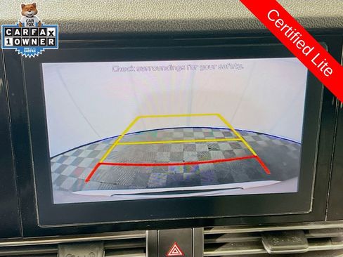 Certified 2020 Kia Niro LXS FWD image 14