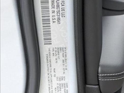 New 2025 Jeep Grand Cherokee Limited w/ Trailer Tow Package image 22