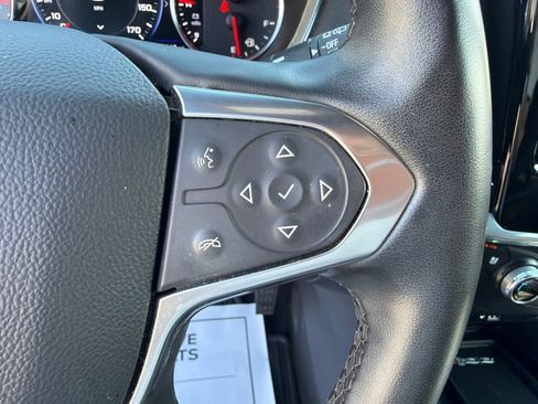 Used 2023 Chevrolet Traverse Premier AWD/4WD image 21