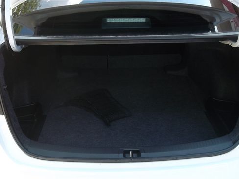 Used 2026 Toyota Corolla LE FWD image 13