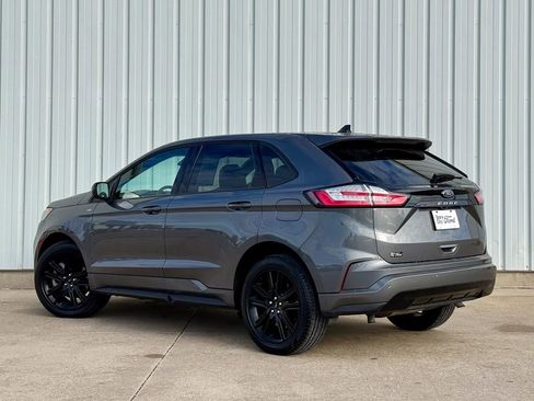 Certified 2024 Ford Edge ST-Line image 3