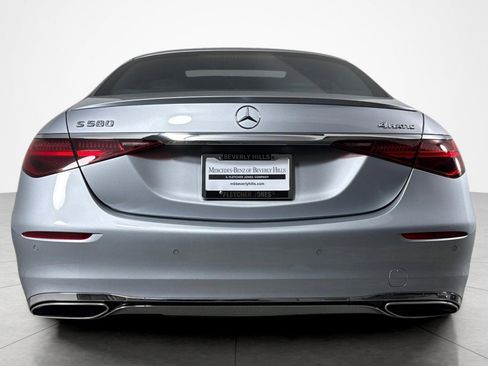 Used 2023 Mercedes-Benz S 580 4MATIC Sedan image 4