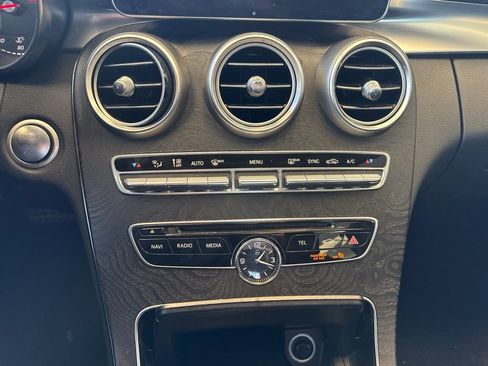 Used 2015 Mercedes-Benz C 300 4MATIC Sedan image 23