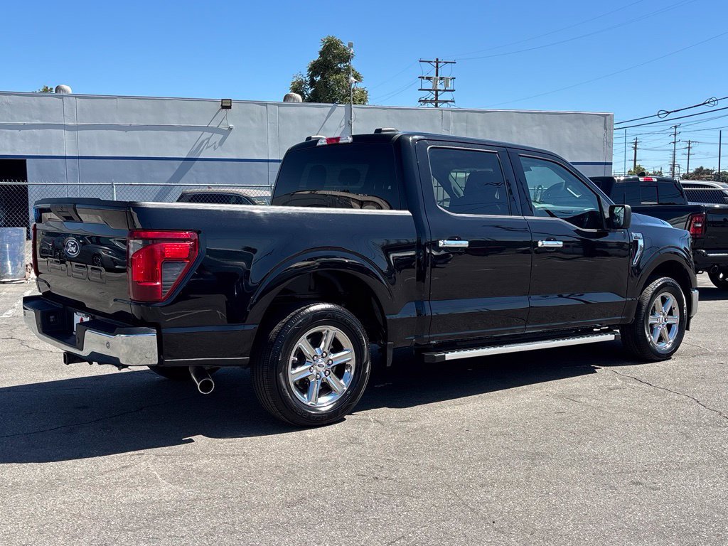 Used 2025 Ford F150 XLT w/ Equipment Group 301A Standard RWD image 3