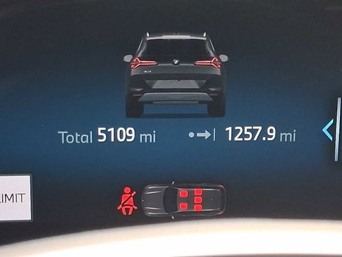 Used 2025 BMW X3 xDrive30i w/ Premium Package image 22