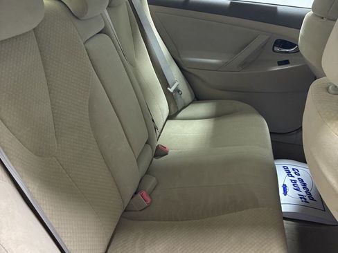 Used 2009 Toyota Camry LE image 21