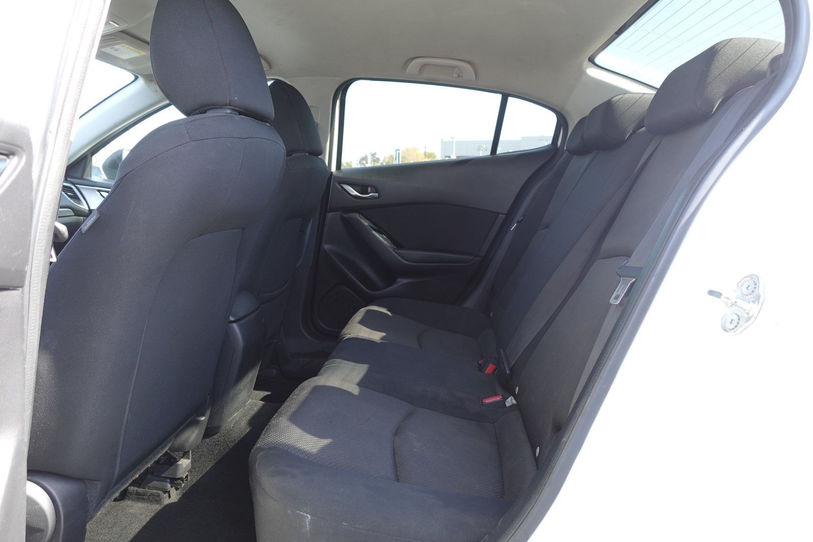 Used 2017 MAZDA MAZDA3 Sport FWD image 12