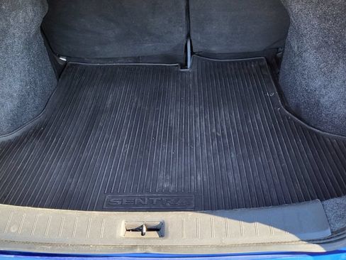 Used 2013 Nissan Sentra SR w/ Driver Pkg FWD image 14