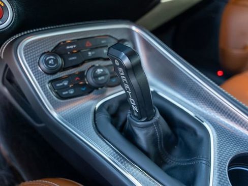 Used 2016 Dodge Challenger SRT Hellcat image 29