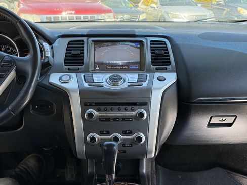 Used 2014 Nissan Murano LE w/ Platinum Edition Package AWD/4WD image 16