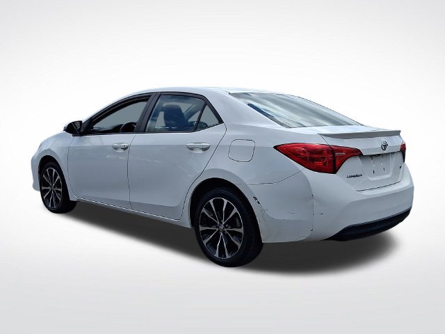 Used 2018 Toyota Corolla SE FWD image 4