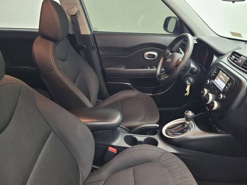 Used 2017 Kia Soul w/ Convenience Package image 21