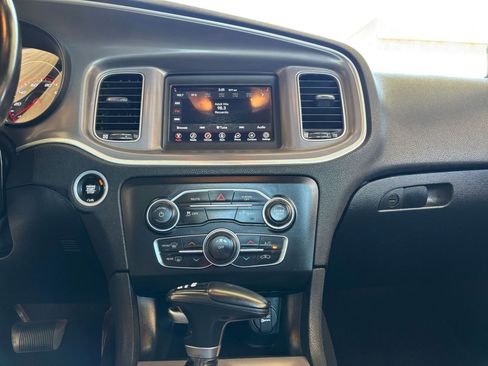 Used 2022 Dodge Charger SXT RWD image 20