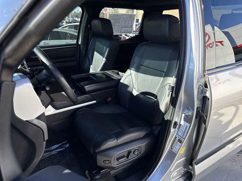 Used 2022 Toyota Tundra Platinum image 12