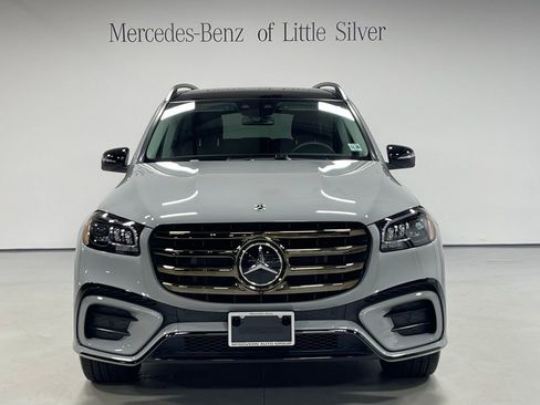 Used 2026 Mercedes-Benz GLS 450 4MATIC image 9