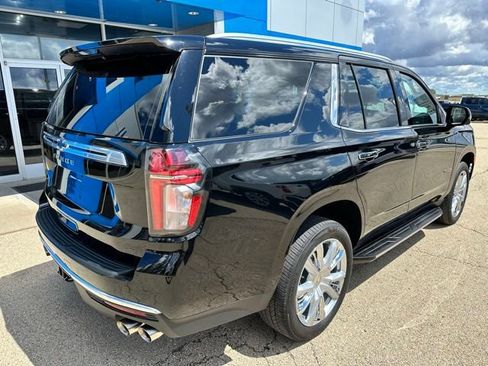 Used 2023 Chevrolet Tahoe High Country image 3