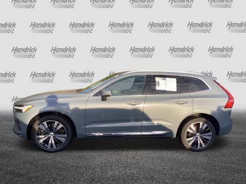 Certified 2022 Volvo XC60 B5 Inscription w/ Climate Package image 7