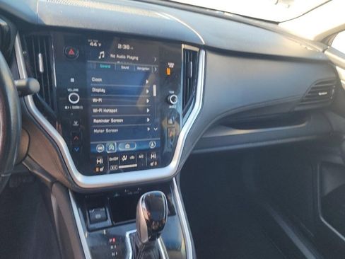 Certified 2022 Subaru Outback Premium image 10