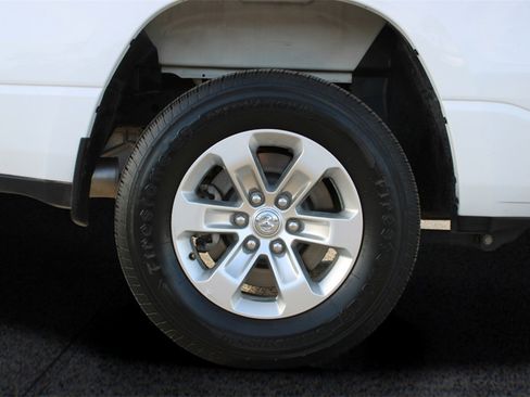 Used 2024 RAM 1500 Laramie image 9