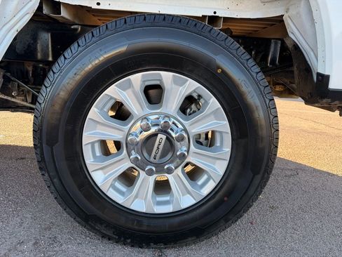 Used 2022 Ford F250 XL w/ STX Appearance Package image 11
