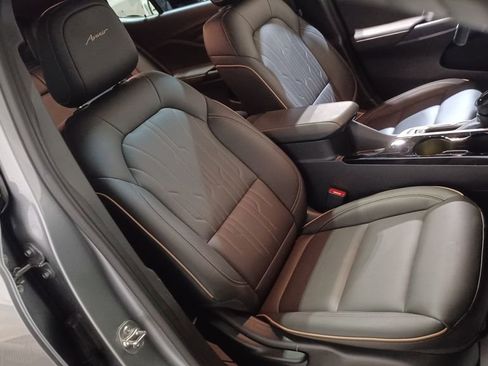 Used 2025 Buick Envista Avenir image 14