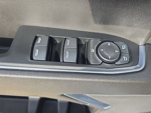 Used 2024 Chevrolet Silverado 1500 LT Trail Boss w/ Protection Package image 29