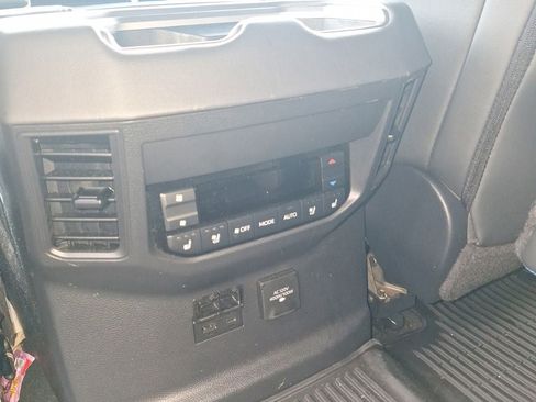 Used 2023 Toyota Sequoia Platinum AWD/4WD image 17