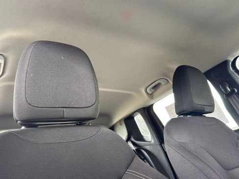 Used 2020 Jeep Renegade Sport FWD image 20