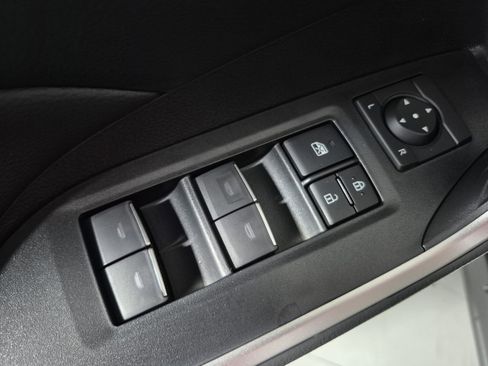 New 2025 Toyota RAV4 XLE image 18