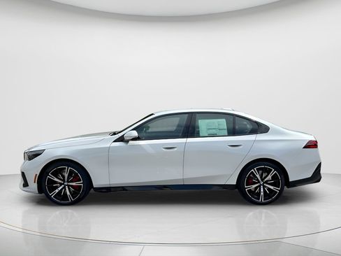 New 2027 BMW 530i w/ M Sport Package RWD image 8