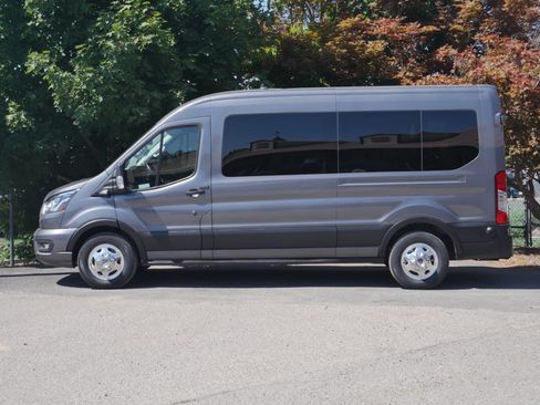 Certified 2022 Ford Transit 350 XLT AWD/4WD image 18