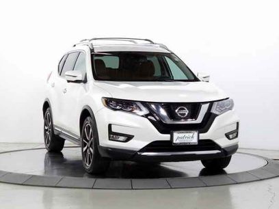 Used 2017 Nissan Rogue SL w/ SL Premium Package