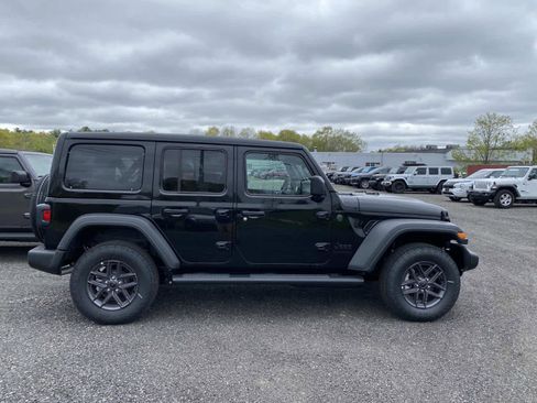 New 2026 Jeep Wrangler Unlimited Sport AWD/4WD image 2