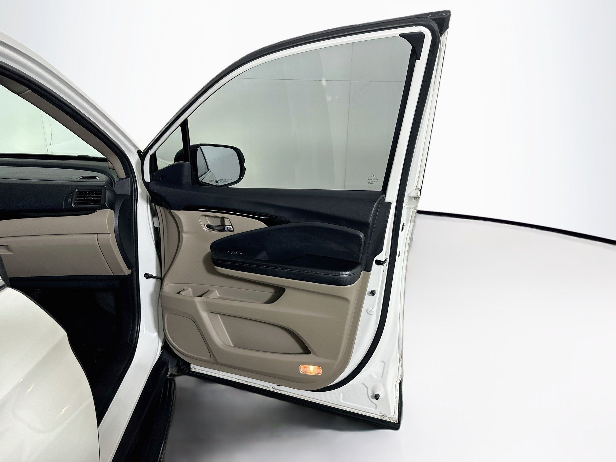 Used 2019 Honda Pilot Touring image 31