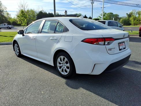 Certified 2025 Toyota Corolla LE FWD image 12