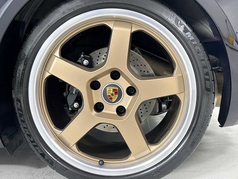 Certified 2022 Porsche 718 Boxster RWD image 29