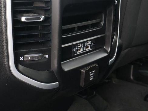 Used 2021 RAM 1500 Big Horn image 38