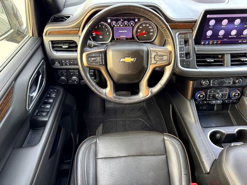 Used 2021 Chevrolet Tahoe High Country w/ Premium Package image 24