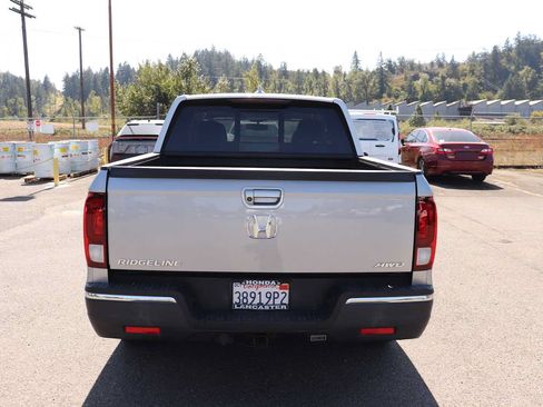 Used 2019 Honda Ridgeline RTL-T image 6