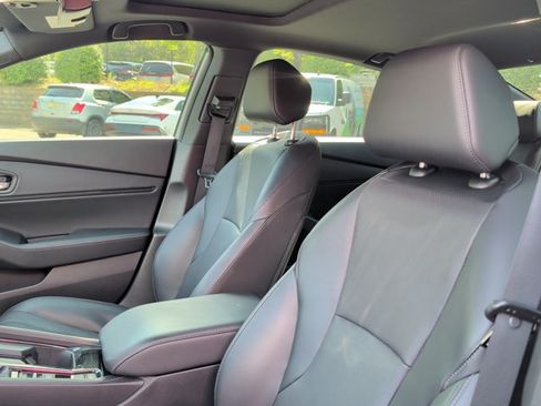 Used 2023 Honda Accord Sport image 17