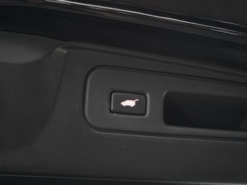 Used 2023 Honda Passport TrailSport image 11