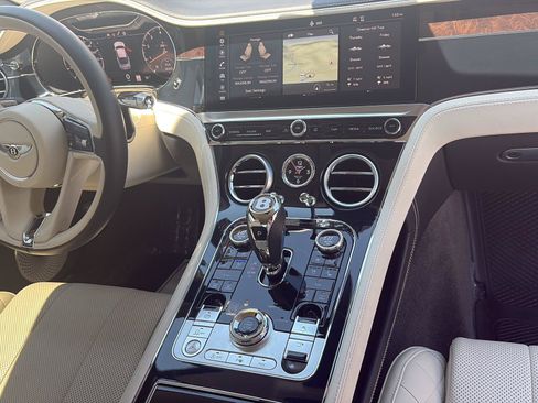 Used 2020 Bentley Continental GT w/ First Edition Specification AWD/4WD image 15